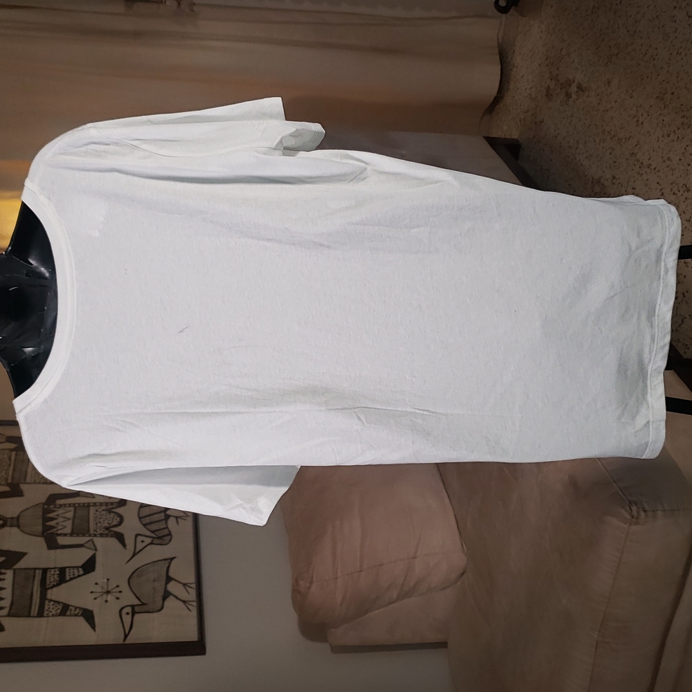 Eddie Bauer White basic tee - Picture 6 of 7